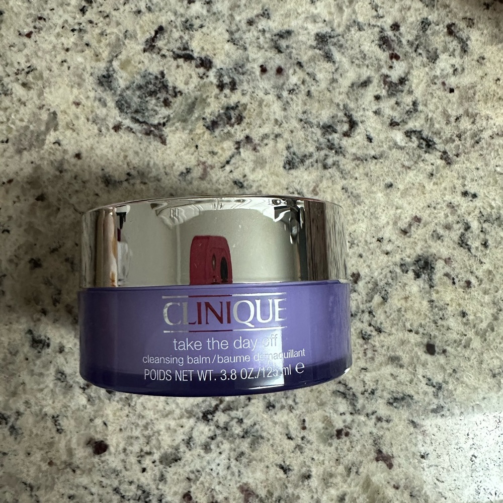Clinique Purple Silver Makeup Remover